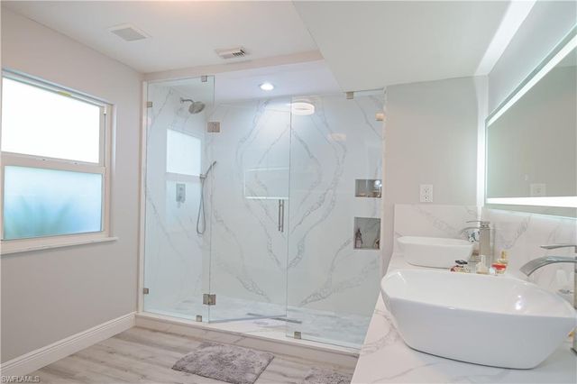 260 8th ST NE, Naples, FL 34120