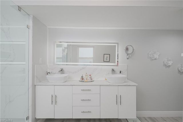 260 8th ST NE, Naples, FL 34120