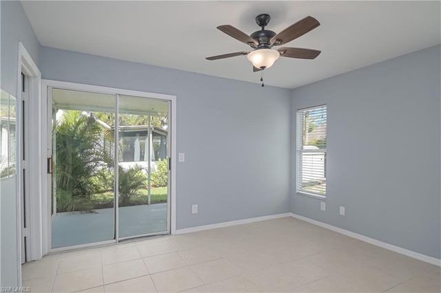 260 8th ST NE, Naples, FL 34120
