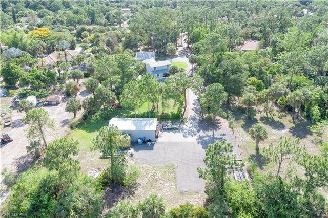 260 8th ST NE, Naples, FL 34120