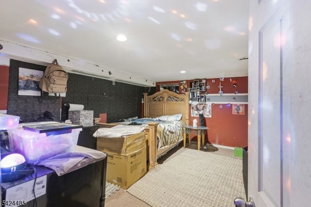 819 Lyons Ave, Irvington Twp., NJ 07111