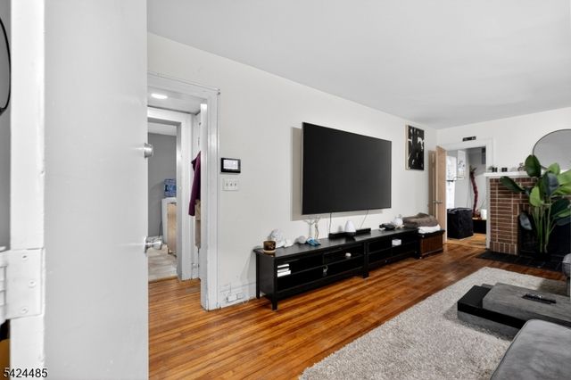 819 Lyons Ave, Irvington Twp., NJ 07111