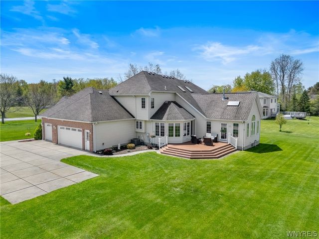 5600 William Street, Lancaster, NY 14086