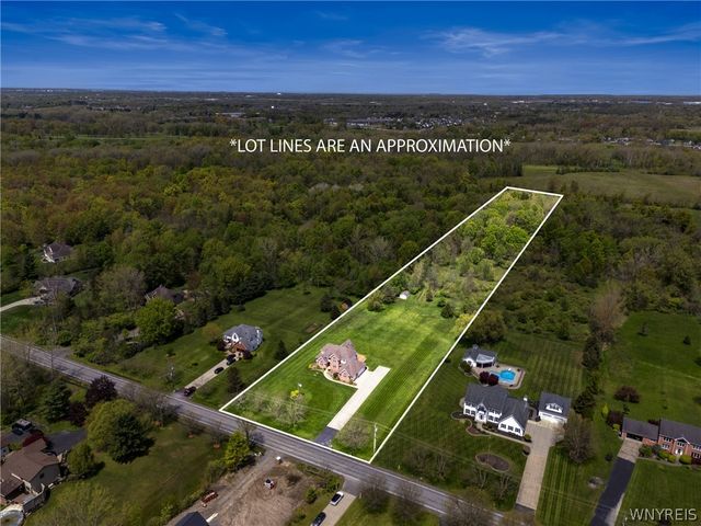 5600 William Street, Lancaster, NY 14086