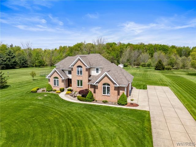 5600 William Street, Lancaster, NY 14086