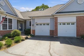 865 Cambridge Drive, Batavia, IL 60510