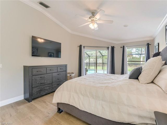 99 19th St NW, Naples, FL 34120