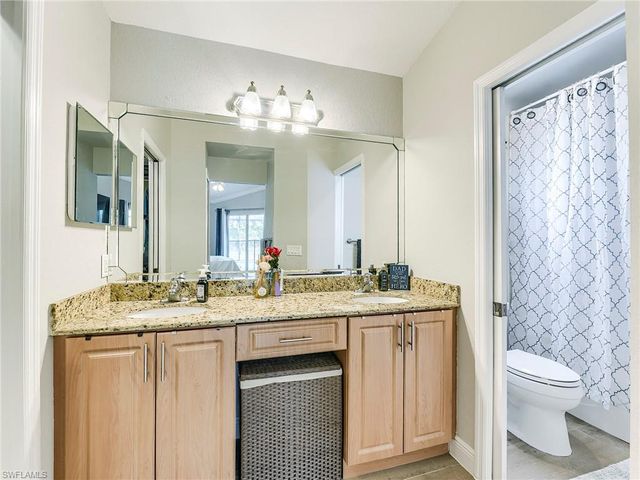 99 19th St NW, Naples, FL 34120