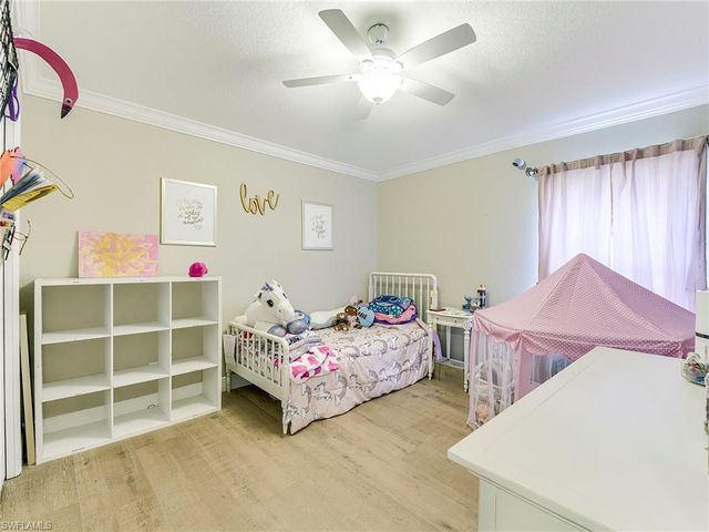 99 19th St NW, Naples, FL 34120