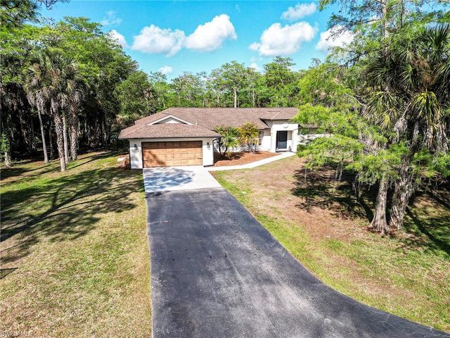 99 19th St NW, Naples, FL 34120