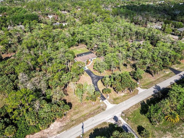 99 19th St NW, Naples, FL 34120