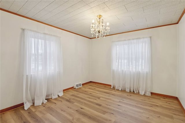 1111 Crowe Street, Shenango Twp, PA 16101