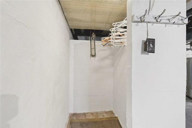 1111 Crowe Street, Shenango Twp, PA 16101