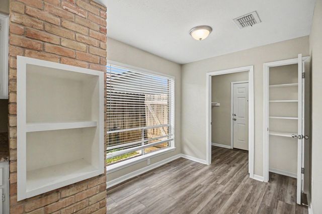 5111 Blueberry Hill Drive, Houston, TX 77084