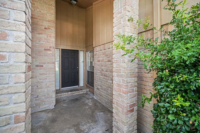 5111 Blueberry Hill Drive, Houston, TX 77084