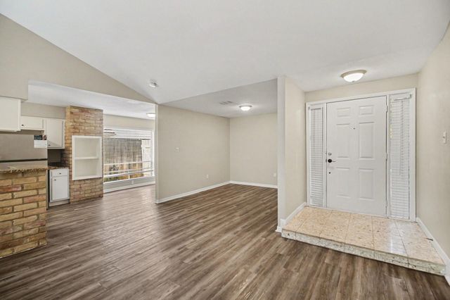 5111 Blueberry Hill Drive, Houston, TX 77084