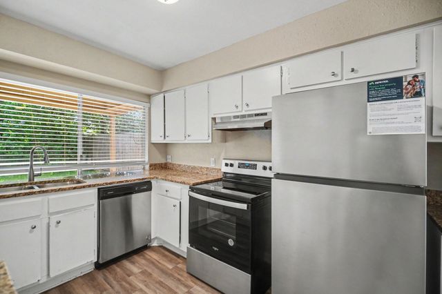 5111 Blueberry Hill Drive, Houston, TX 77084