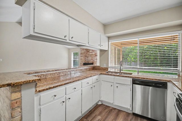 5111 Blueberry Hill Drive, Houston, TX 77084