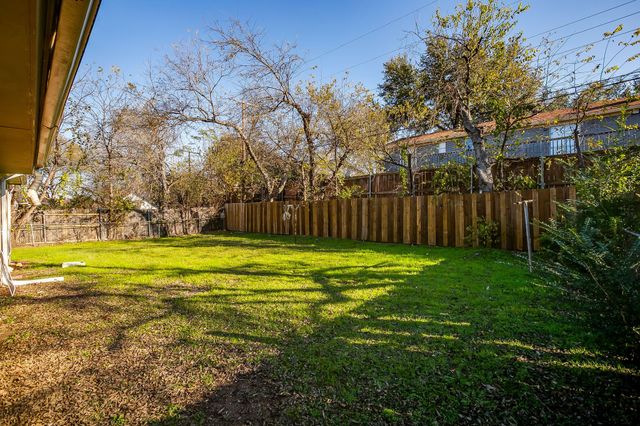 7325 Trimble Drive, Fort Worth, TX 76134