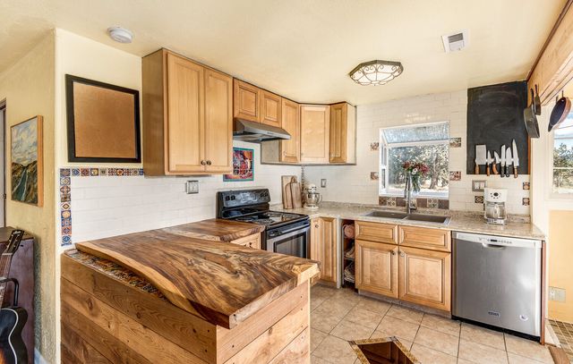 16055 SW Chinook Drive, Terrebonne, OR 97760