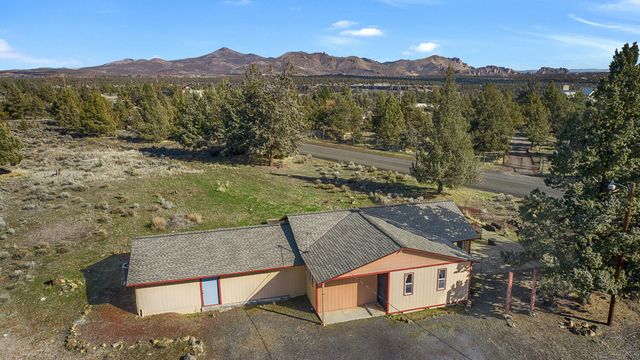 16055 SW Chinook Drive, Terrebonne, OR 97760