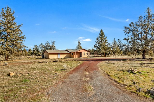 16055 SW Chinook Drive, Terrebonne, OR 97760