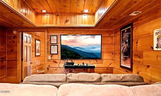 304 Carly Way, Gatlinburg, TN 37738