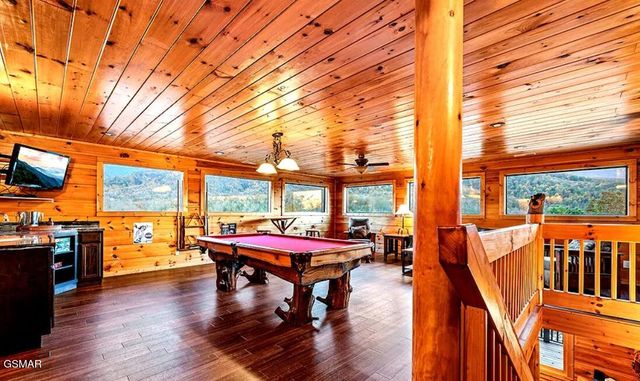 304 Carly Way, Gatlinburg, TN 37738