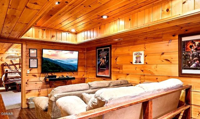 304 Carly Way, Gatlinburg, TN 37738