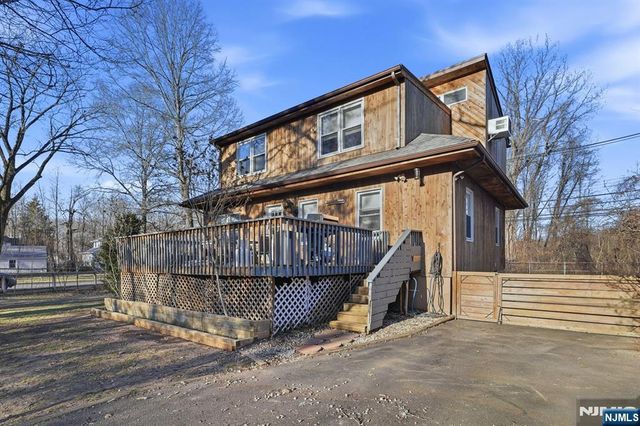 31 West Street, Closter, NJ 07624