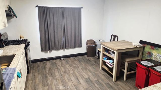 410 Niles, Bakersfield, CA 93305