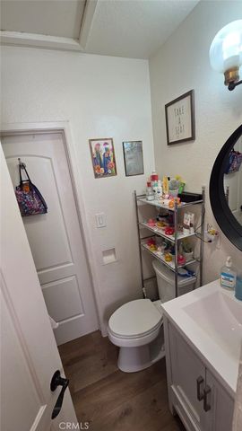 410 Niles, Bakersfield, CA 93305