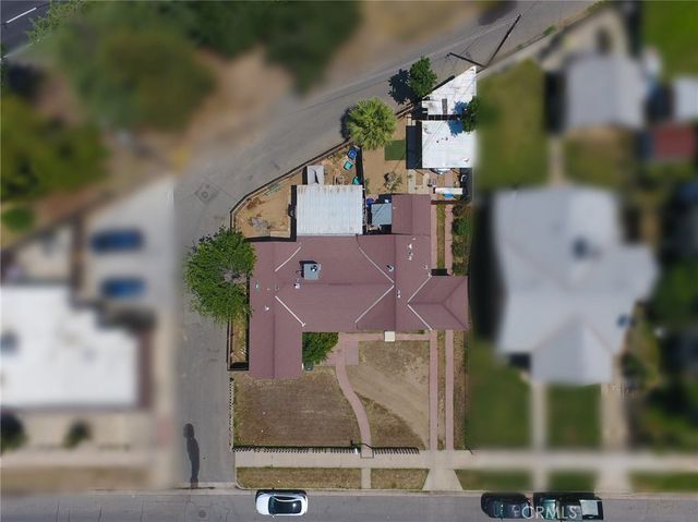 410 Niles, Bakersfield, CA 93305