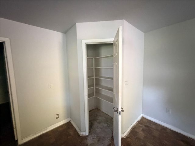 424 Baker Circle, Ames, TX 77575