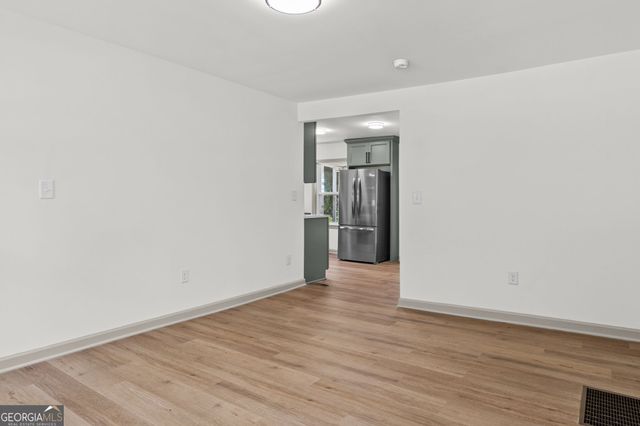 120 Woodlawn Avenue, Griffin, GA 30224