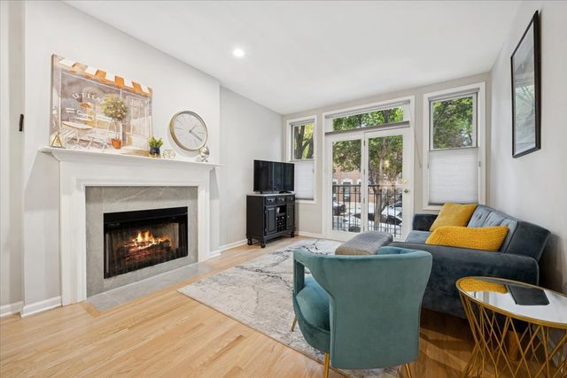 1056 N Marshfield Avenue 1, Chicago, IL 60622