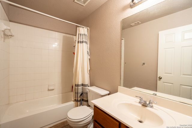 519 Donalan, Converse, TX 78109