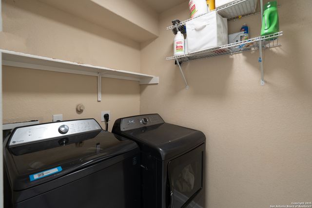 519 Donalan, Converse, TX 78109