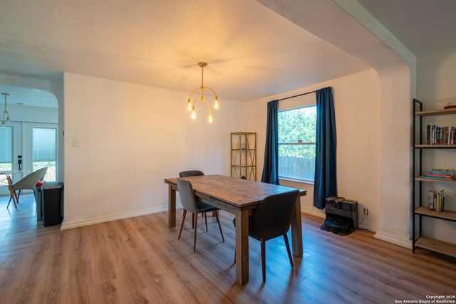 519 Donalan, Converse, TX 78109