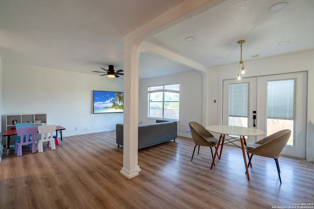 519 Donalan, Converse, TX 78109