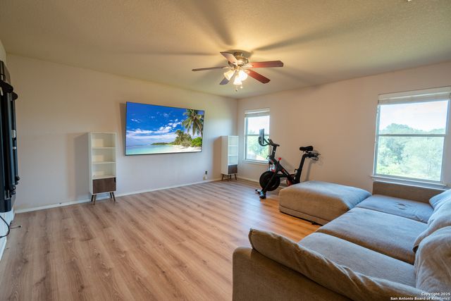 519 Donalan, Converse, TX 78109