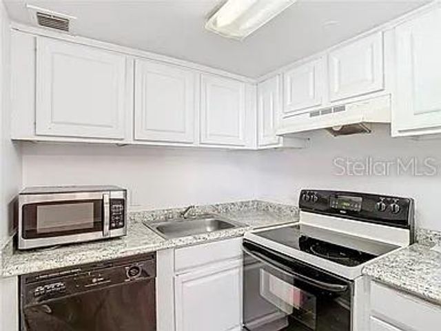 2549 N ALAFAYA TRAIL 95, Orlando, FL 32826