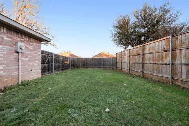 1732 Straus Road, Cedar Hill, TX 75104