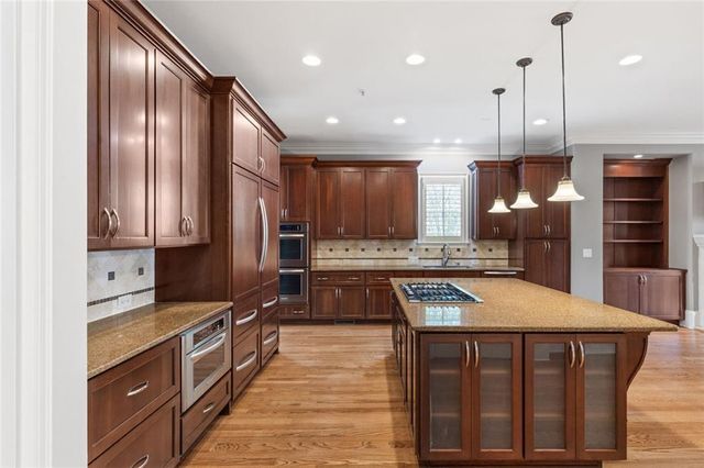 2291 Falmouth SE Court 23, Smyrna, GA 30080