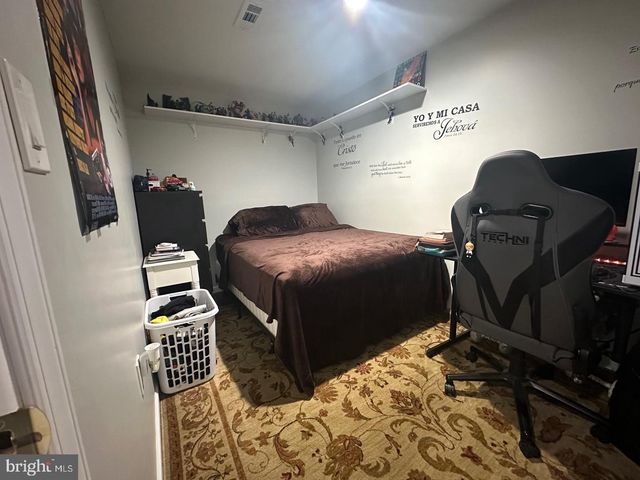 12232 NUTMEG CT, Woodbridge, VA 22192