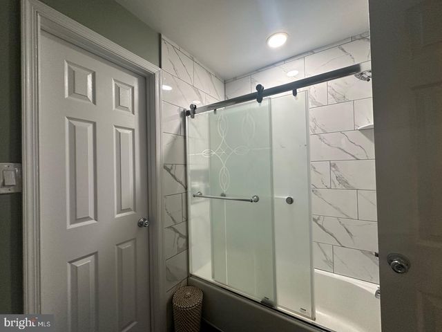 12232 NUTMEG CT, Woodbridge, VA 22192