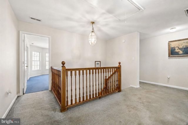 7214 CLIFTON RD, Clifton, VA 20124