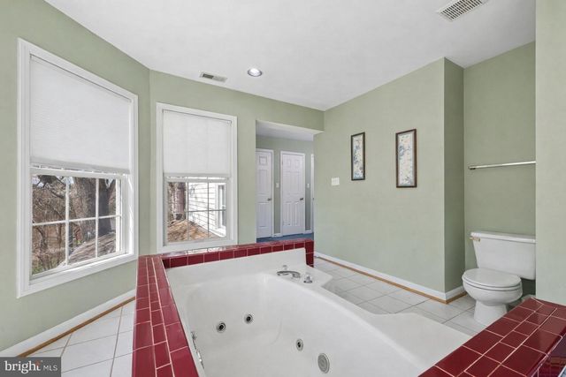 7214 CLIFTON RD, Clifton, VA 20124