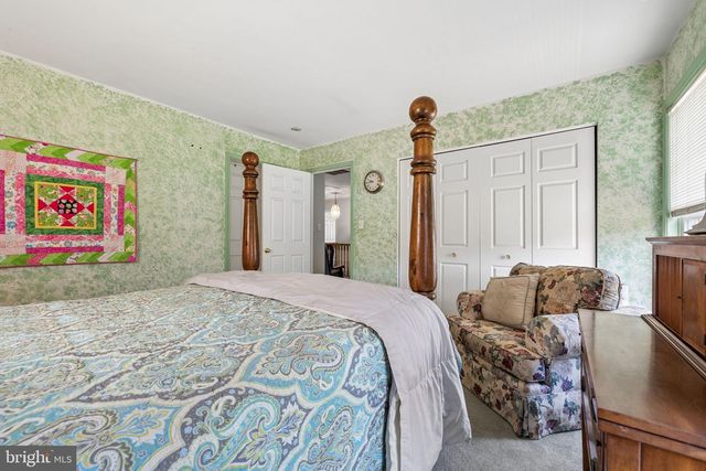 7214 CLIFTON RD, Clifton, VA 20124