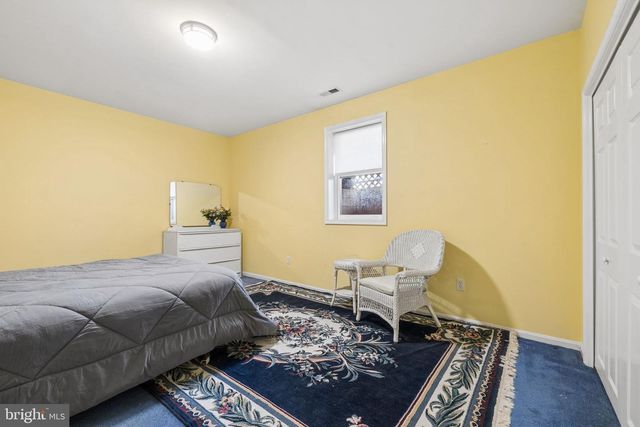 7214 CLIFTON RD, Clifton, VA 20124